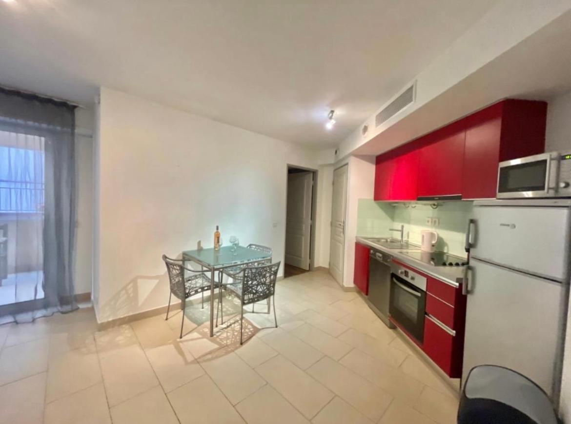 Vieux Port Apartment Cannes
